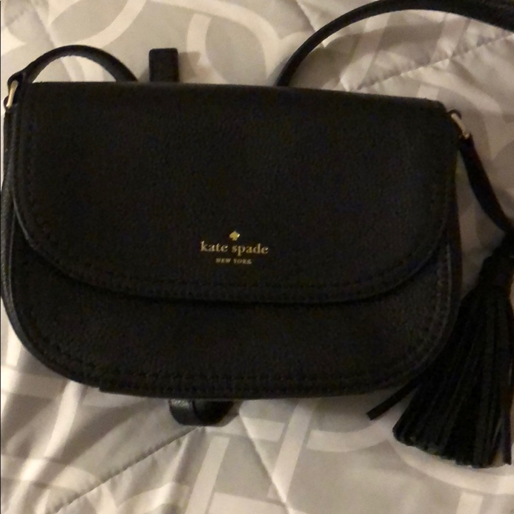 Kate spade ♠️Crossbody with tassel